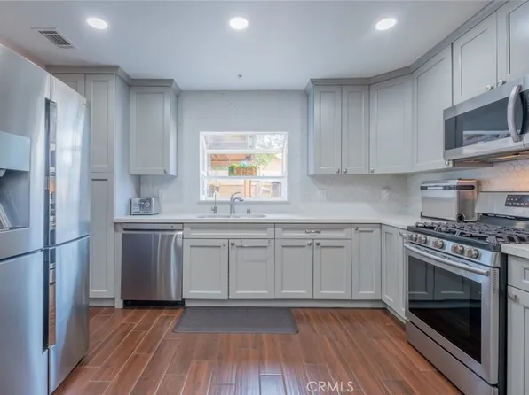 9393 Burnet Ave #114, North Hills, CA 91343