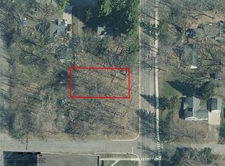 1017 13th St SE, Menomonie, WI 54751