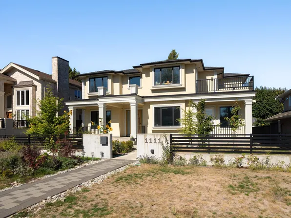 1111 Regan Ave, Coquitlam, BC V3J 3B4