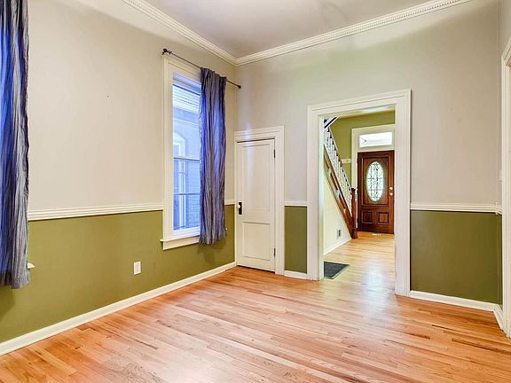 5th image of 126 W Archer Pl
