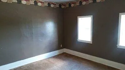 1135 E Grant St — Photo 3