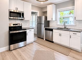4006 E 41st St, Newburgh Heights, OH 44105