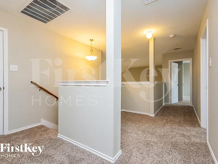 2212 Tombstone Rd — Photo 7