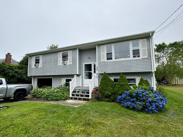 223 Seneca Dr