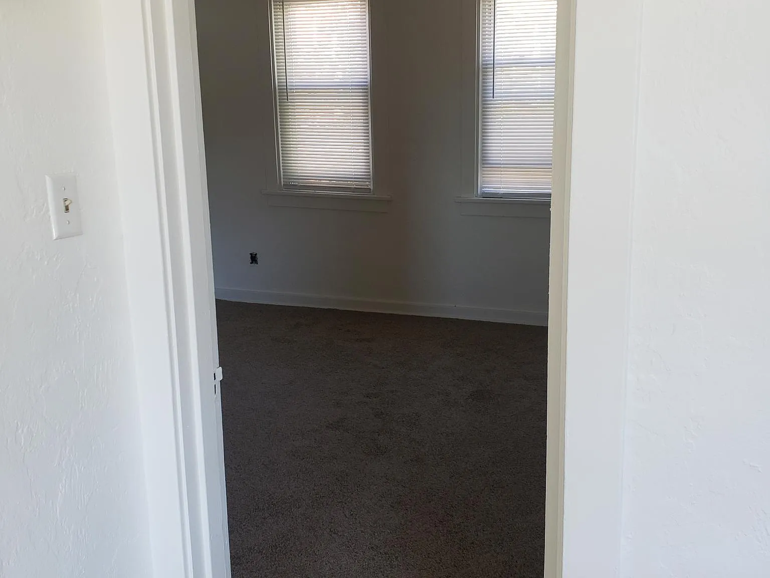 218 Shiloh St — Photo 4