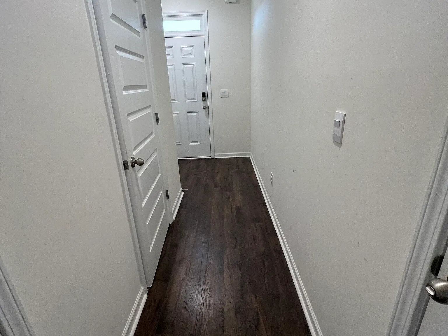 3 bed, 2.5 bath, 1742 sqft, $2,200 — Photo 3
