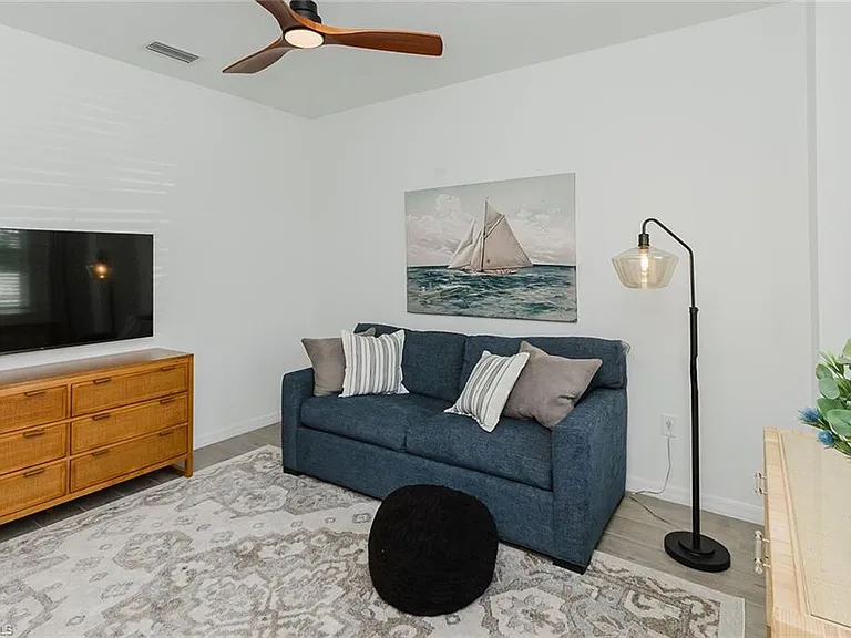 5453 Pikewood Ct — Photo 33