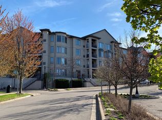 5275 Grandview Sq APT 3310, Edina, MN 55436