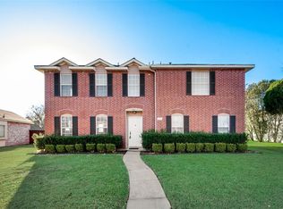 1611 Mayfair Dr, Mesquite, TX 75149