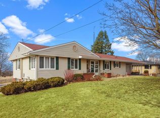 1306 Garfield St, Harvard, IL 60033