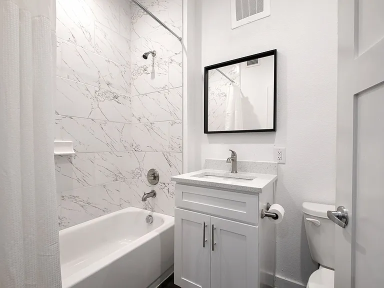 Avia Apartments — Photo 10