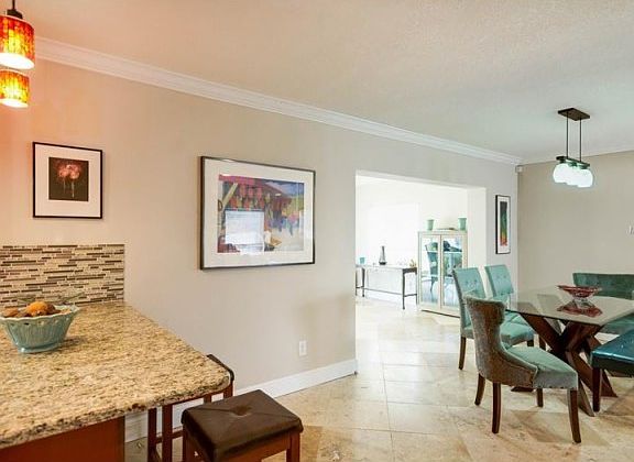 5th image of 4712 Neptune Dr SE