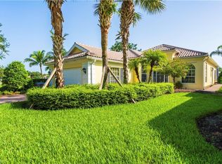 3829 Whidbey Way, Naples, FL 34119