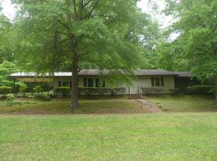 496 Berrier Rd, Lexington, NC 27295