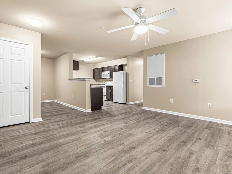 Calvary Trace Apartments — Photo 10