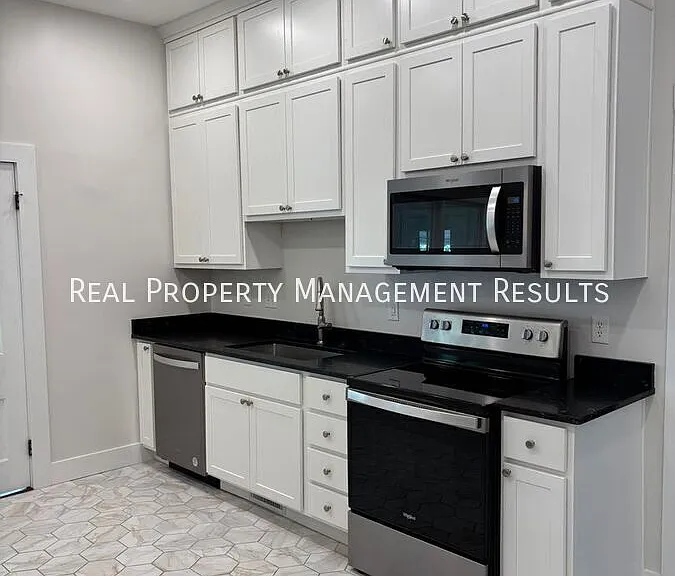 402 W Jennings St — Photo 10