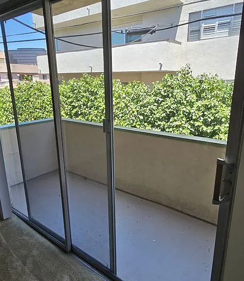 848 S Holt Ave — Photo 5