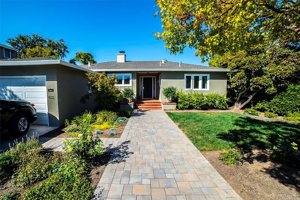 422 Alder Ln photo 1