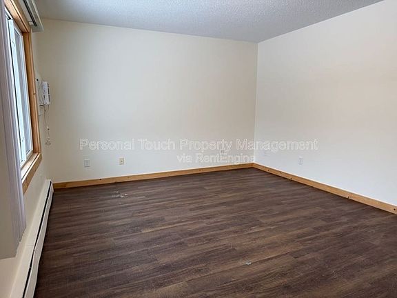 2nd image of 625 2nd Ave W