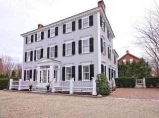 3 Beck St #R, Newburyport, MA 01950
