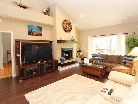 5th image of 3326 Briarwood Cir