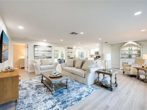 1410 Curlew Ave, Naples, FL 34102