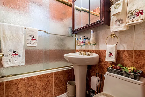Sold by Prime Realty | media 5