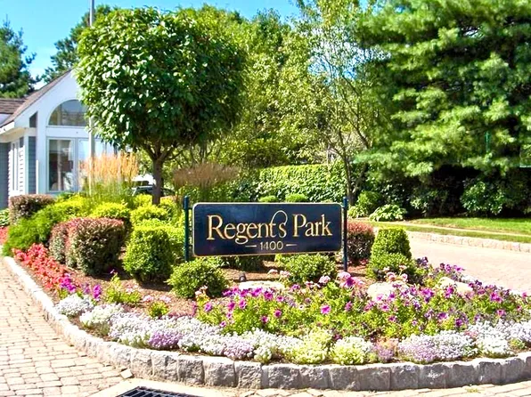 32 Regents Park, Westport, CT 06880