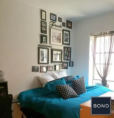 Rented by Bond New York | media 25