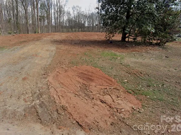 8251 Addison Dr, Harrisburg, NC 28075