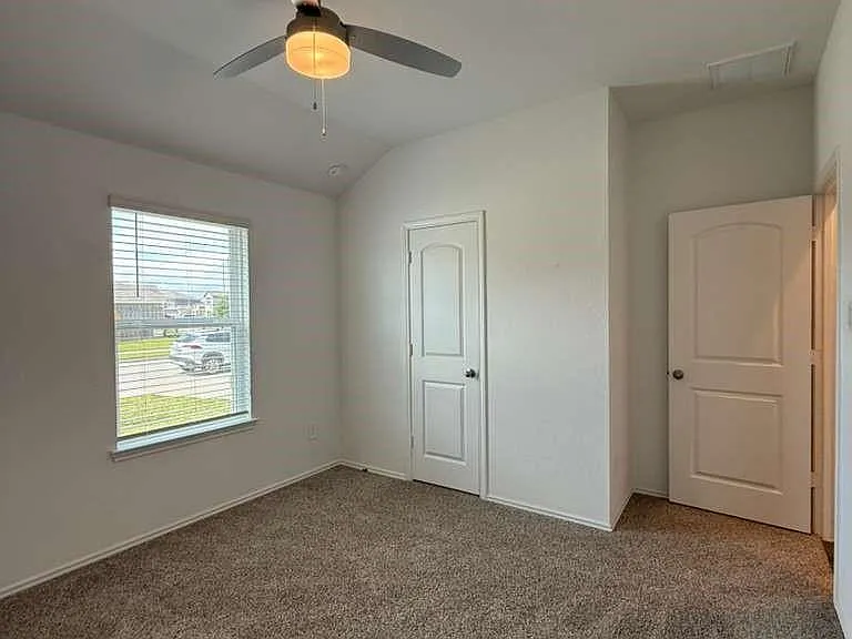 5037 Almond Terrace Dr — Photo 3