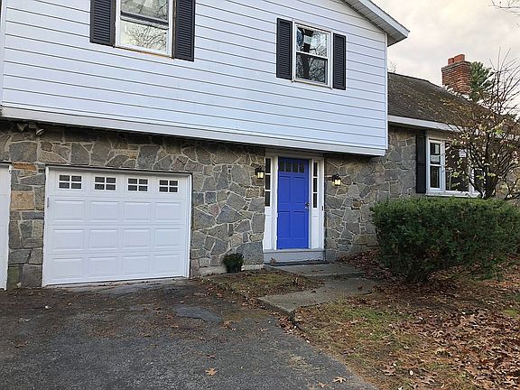 2nd image of 55 Vichy Dr