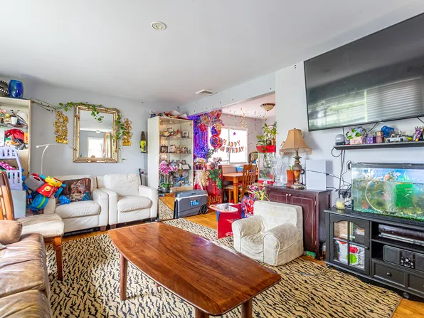 27 Bascom Place image 5 of 25