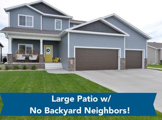 5992 66th St S, Fargo, ND 58104