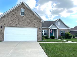 825 Cherry Tree Ln, Greenwood, IN 46143