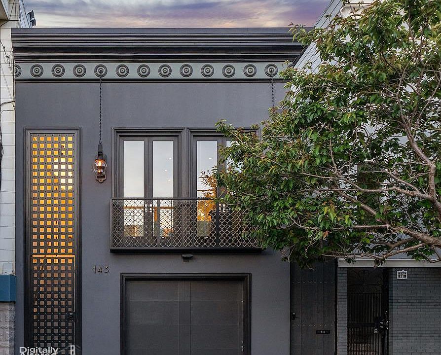 1st image of 143 Collingwood St