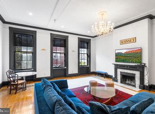 1033 Spruce St APT 200, Philadelphia, PA 19107