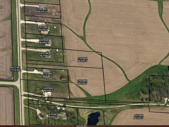 2797 NE 96th St, Altoona, IA 50009