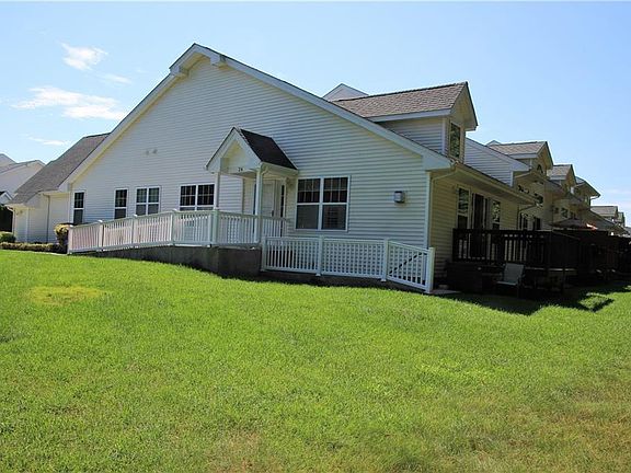 3rd image of 26 Silver Pines Blvd