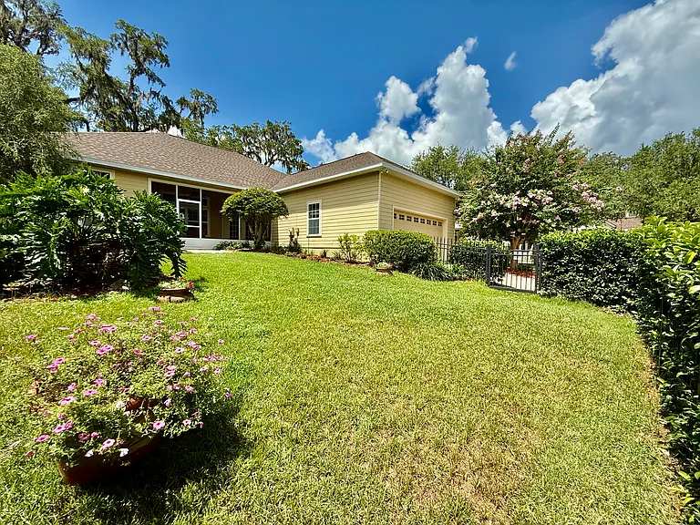 7384 SW 35th Ln — Photo 5