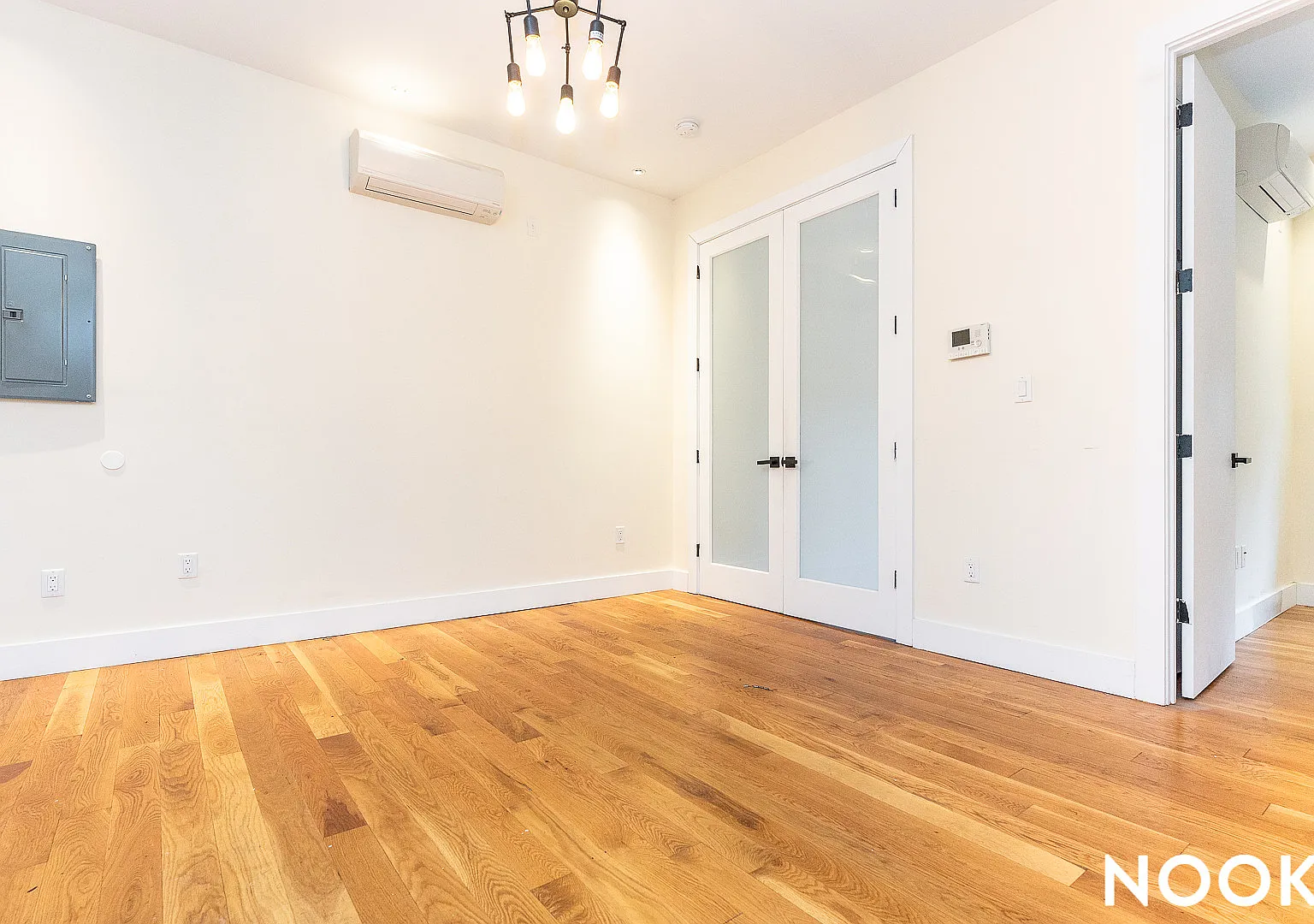 595 Myrtle Avenue — Photo 3