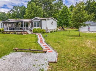 1380 Woods Ridge Rd, Dandridge, TN 37725