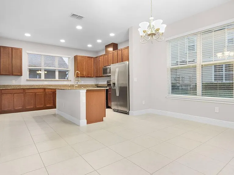 6537 Calamondin Dr — Photo 7