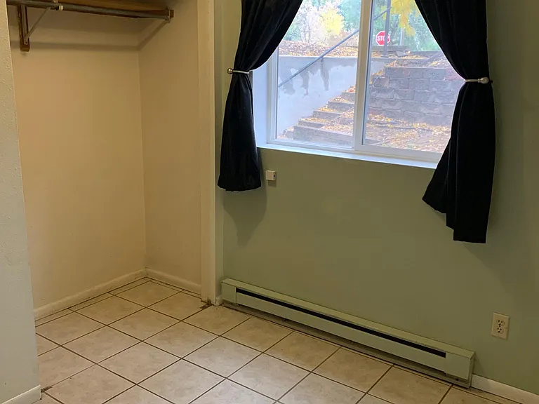 705 Maple St #B — Photo 6
