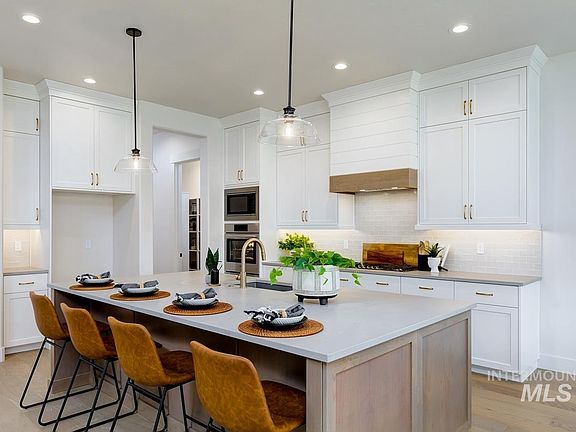 3rd image of 13440 N Tierra Linda Way