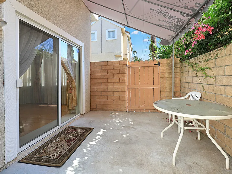 407 E Duarte Rd #C — Photo 28