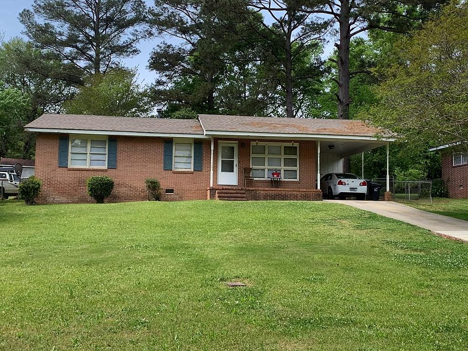2nd image of 1710 Brookwood Cir NE