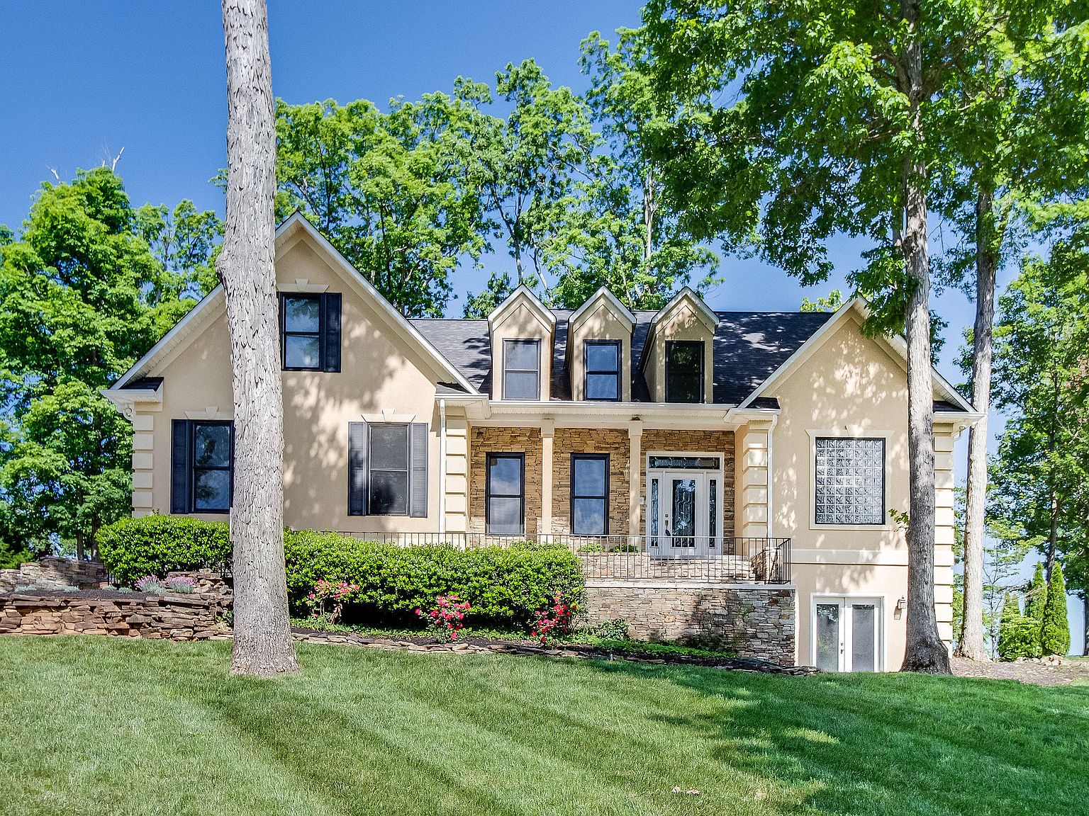 695 Oak Chase Blvd, Lenoir City, TN 37772 Zillow