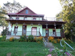 113 S Main St, Elroy, WI 53929