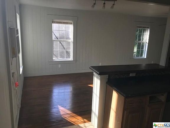 3rd image of 509 Rogers St